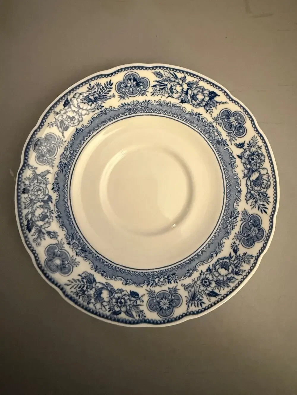 WEDGWOOD YALE UNIVERSITY 5 3/4